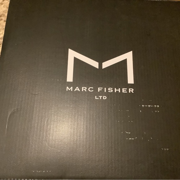 Marc Fisher booties. Real suede, color dark natural - Picture 5 of 5